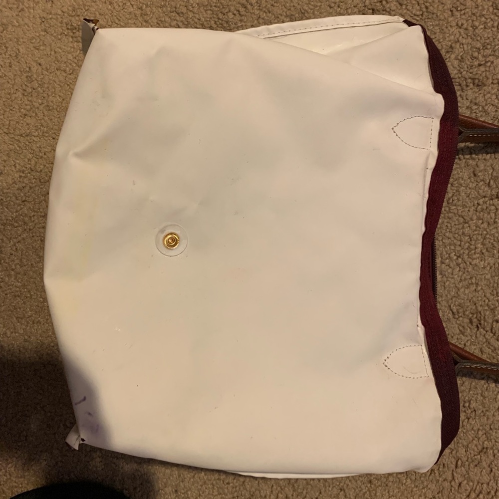USED MAGENTA LONGCHAMP BAG - Picture 3 of 5